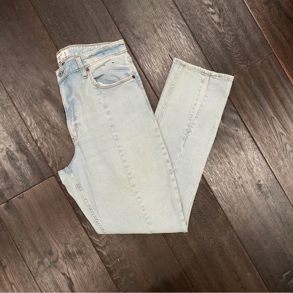 Abercrombie & Fitch Light Wash Skinny High Rise Jeans